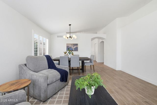 2435 E PATRICK Lane, Phoenix, AZ 85024