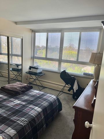 8900 E Jefferson Avenue 528, Detroit, MI 48214