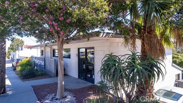 3850 Foothill Boulevard, Glendale, CA 91214