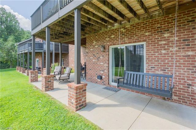 102 Hazelnut Court, Mount Airy, NC 27030