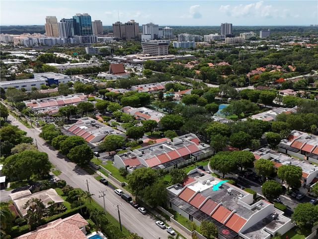 8133 SW 86th Ter, Miami, FL 33143