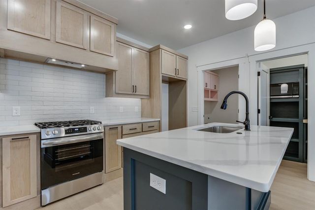 11704 NW 106th Street, Yukon, OK 73099