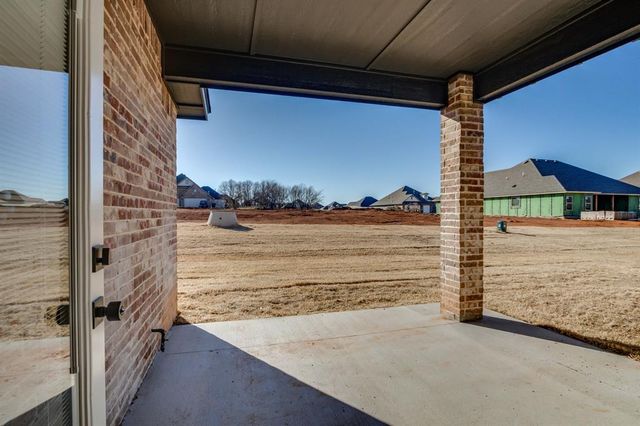 11704 NW 106th Street, Yukon, OK 73099