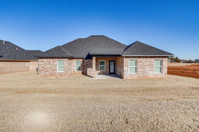 11704 NW 106th Street, Yukon, OK 73099