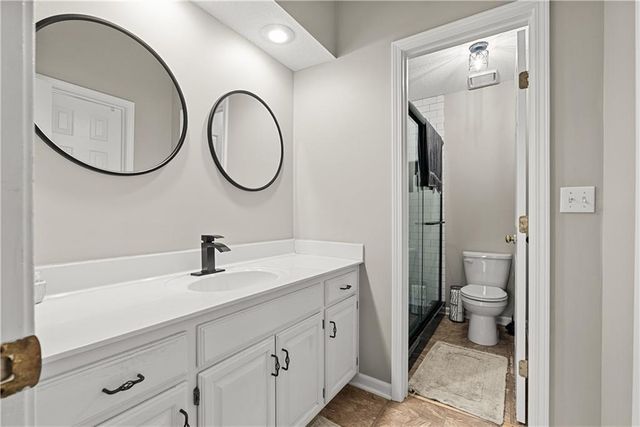 1408 NE Applewood Court, Lee's Summit, MO 64086