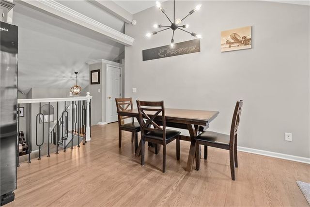 1408 NE Applewood Court, Lee's Summit, MO 64086