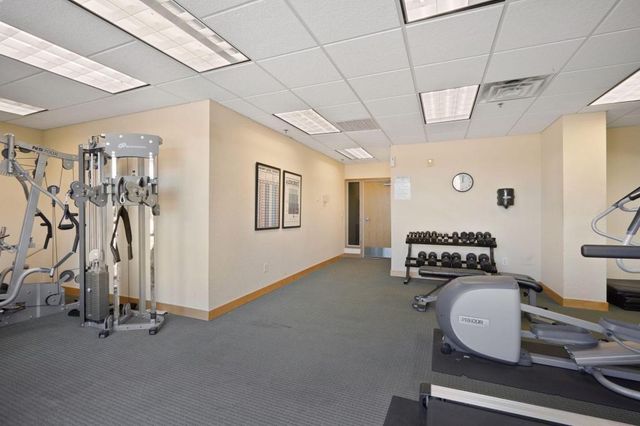 1155 Ford Road 405, Saint Louis Park, MN 55426