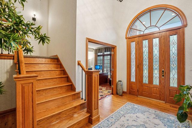923 Evergreen CIRCLE, Hartland, WI 53029