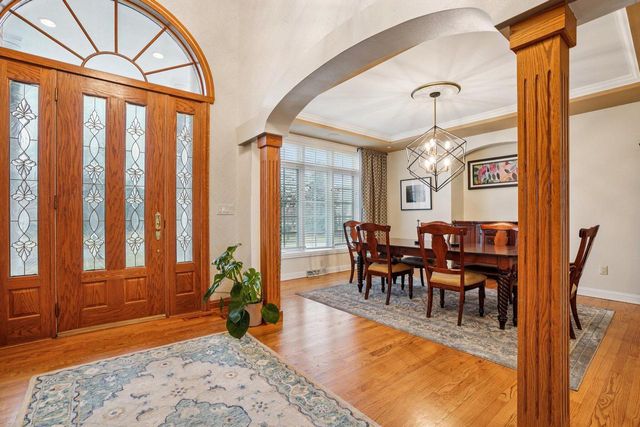 923 Evergreen CIRCLE, Hartland, WI 53029