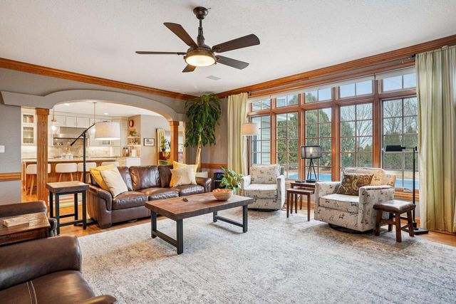 923 Evergreen CIRCLE, Hartland, WI 53029