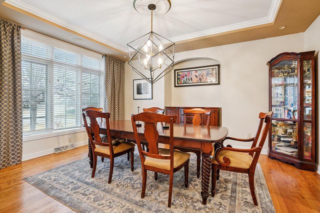 923 Evergreen CIRCLE, Hartland, WI 53029
