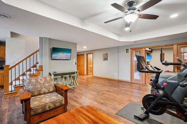 923 Evergreen CIRCLE, Hartland, WI 53029