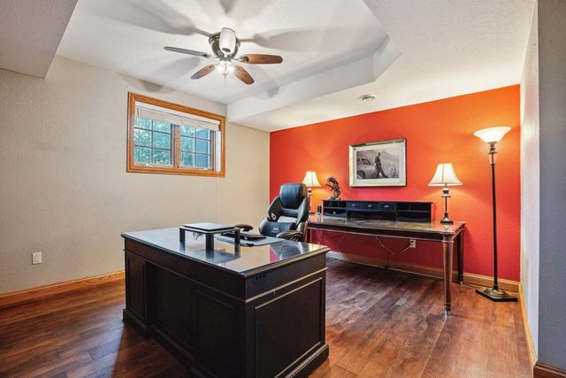 923 Evergreen CIRCLE, Hartland, WI 53029
