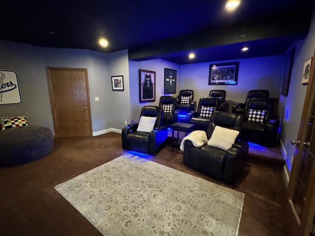 923 Evergreen CIRCLE, Hartland, WI 53029