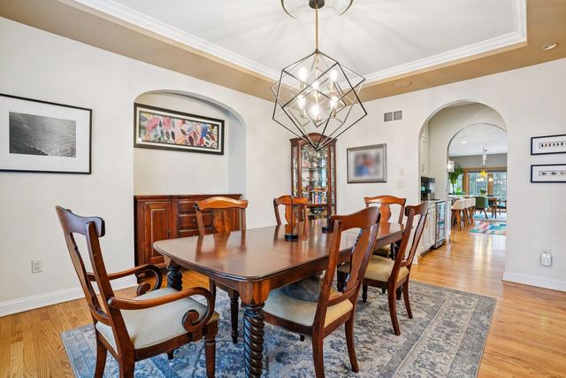 923 Evergreen CIRCLE, Hartland, WI 53029
