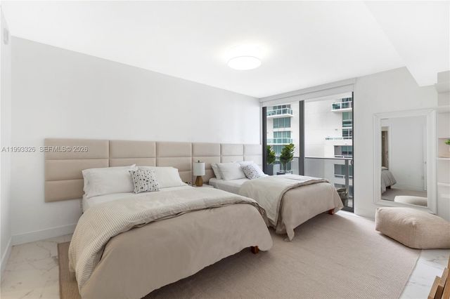 488 NE 18th St 909, Miami, FL 33132