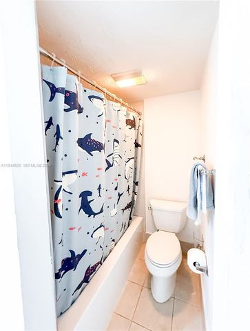 450 Commodore Dr 306, Plantation, FL 33325