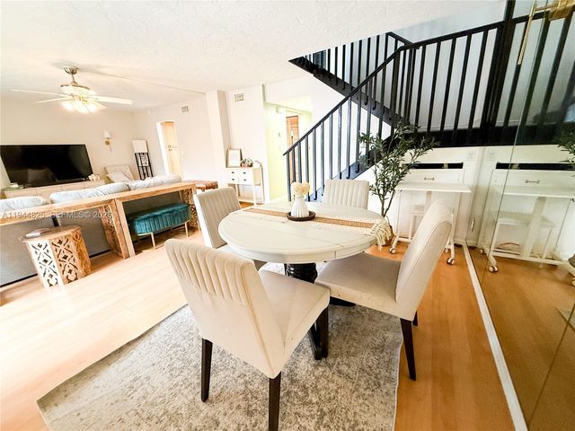 450 Commodore Dr 306, Plantation, FL 33325