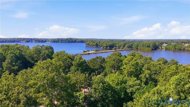 14304 Cove Ridge Ter, Midlothian, VA 23112