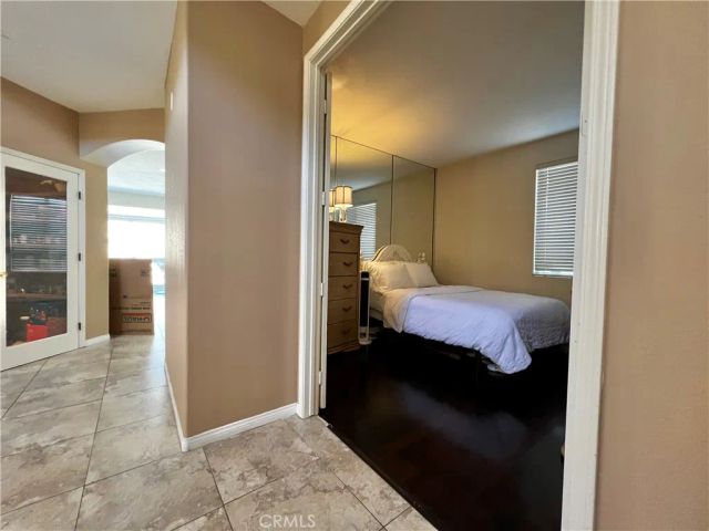 1040 La Salle, Corona, CA 92879