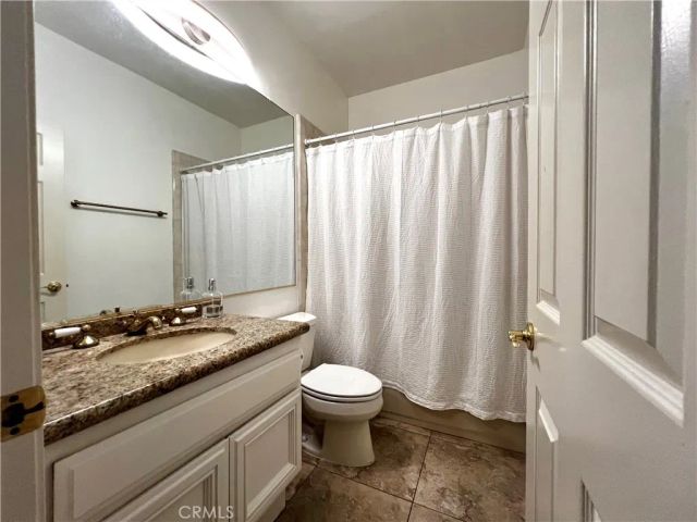 1040 La Salle, Corona, CA 92879
