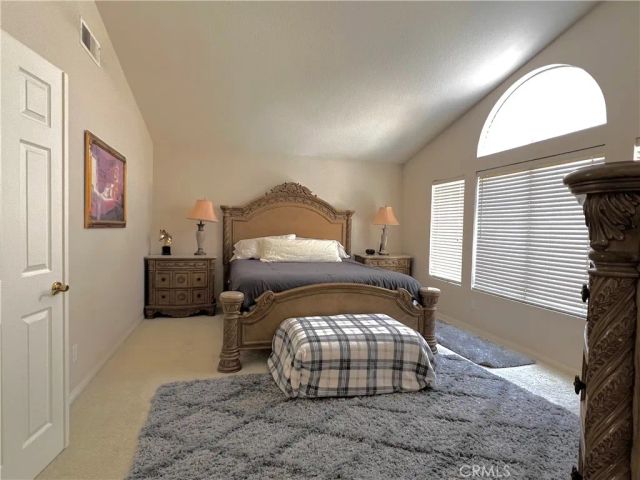 1040 La Salle, Corona, CA 92879