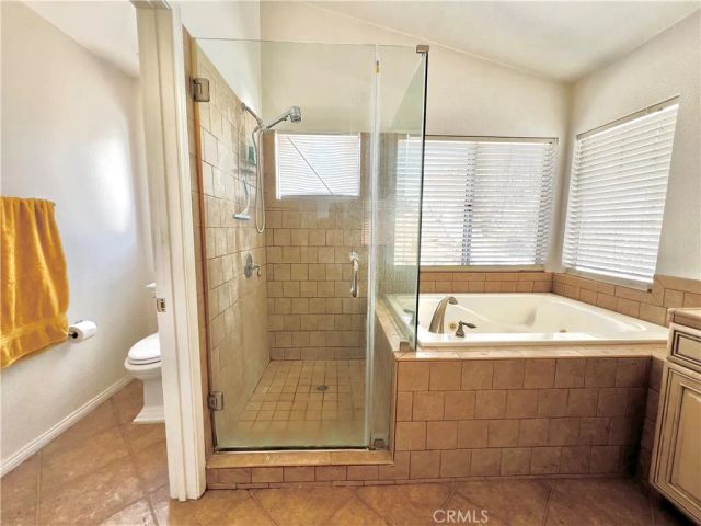 1040 La Salle, Corona, CA 92879