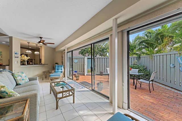 1127 E Seminole Avenue 4b, Jupiter, FL 33477