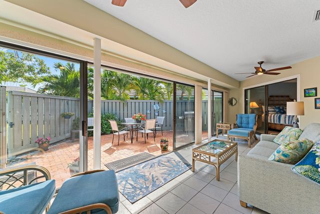 1127 E Seminole Avenue 4b, Jupiter, FL 33477