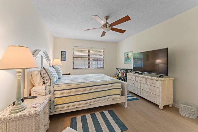 1127 E Seminole Avenue 4b, Jupiter, FL 33477