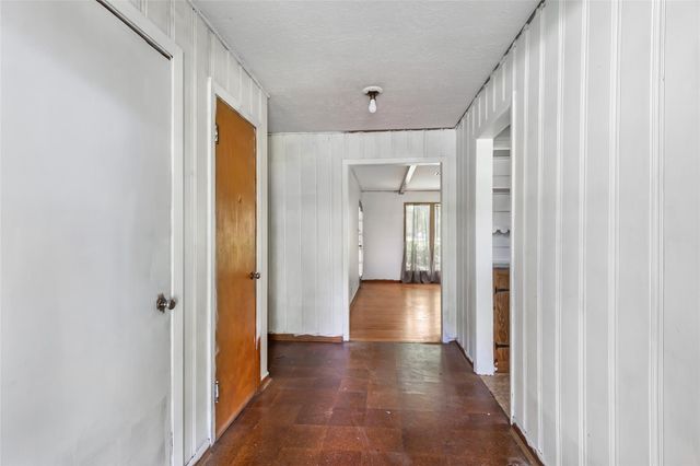 409 E Linney Street, Dayton, TX 77535
