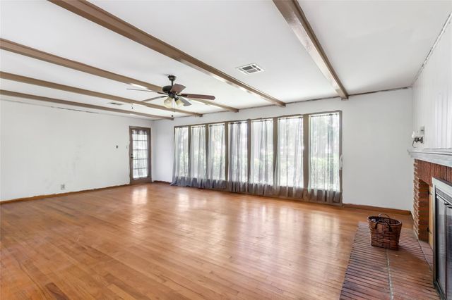 409 E Linney Street, Dayton, TX 77535