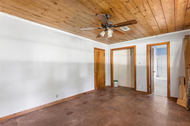 409 E Linney Street, Dayton, TX 77535