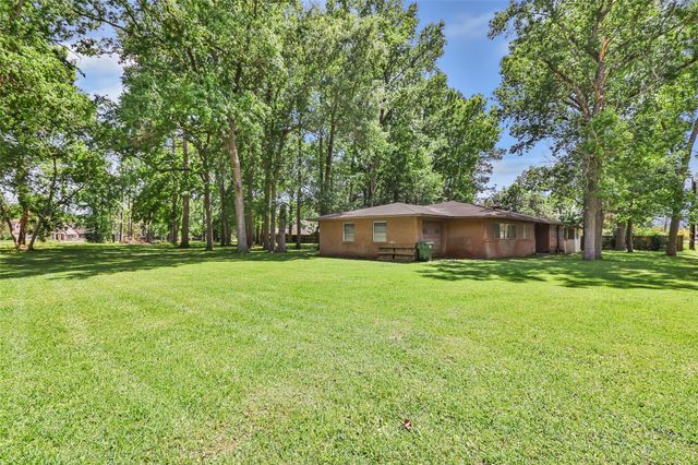 409 E Linney Street, Dayton, TX 77535