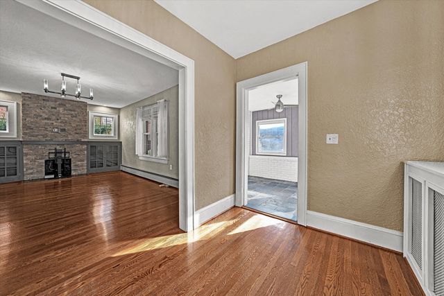 2705 Wycliffe AVE, Roanoke, VA 24014