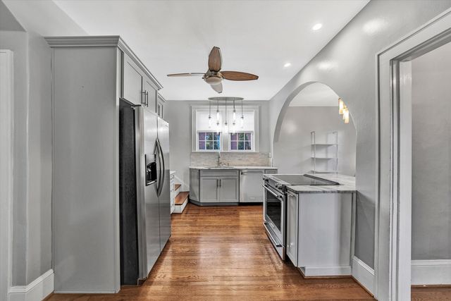 2705 Wycliffe AVE, Roanoke, VA 24014