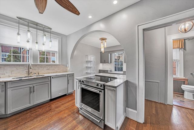 2705 Wycliffe AVE, Roanoke, VA 24014