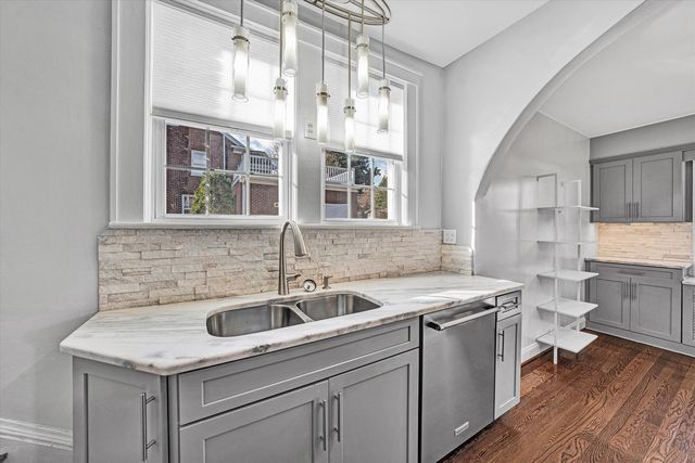 2705 Wycliffe AVE, Roanoke, VA 24014