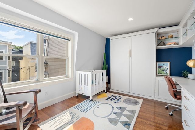6 Franklin St 2, Boston, MA 02129