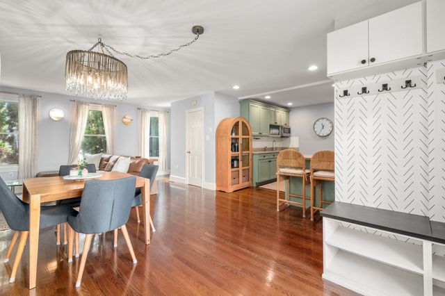 6 Franklin St 2, Boston, MA 02129