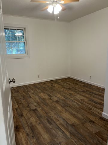 72 Sherwood Vale Cir, NW, Mcminnville, TN 37110