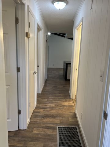 72 Sherwood Vale Cir, NW, Mcminnville, TN 37110
