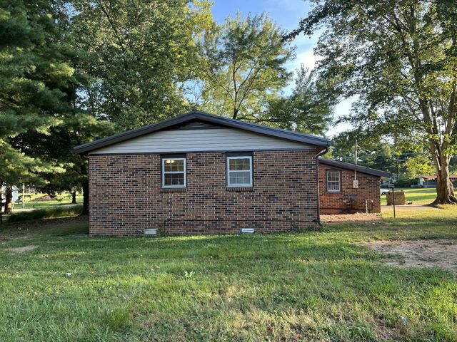 72 Sherwood Vale Cir, NW, Mcminnville, TN 37110