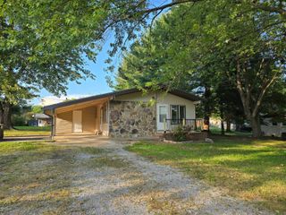 72 Sherwood Vale Cir, NW, Mcminnville, TN 37110