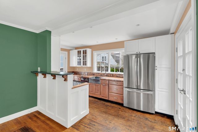 10 Trumbull Street, Stonington, CT 06378