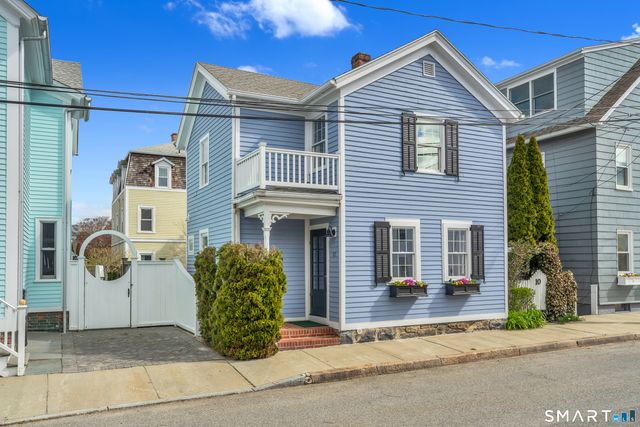 10 Trumbull Street, Stonington, CT 06378