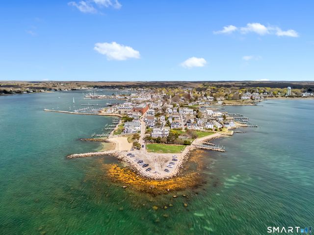 10 Trumbull Street, Stonington, CT 06378