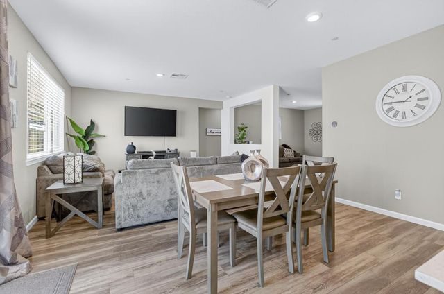 751 Crow Creek Cir, Galt, CA 95632