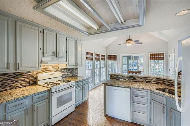 1331 Wynford Chase, Marietta, GA 30064