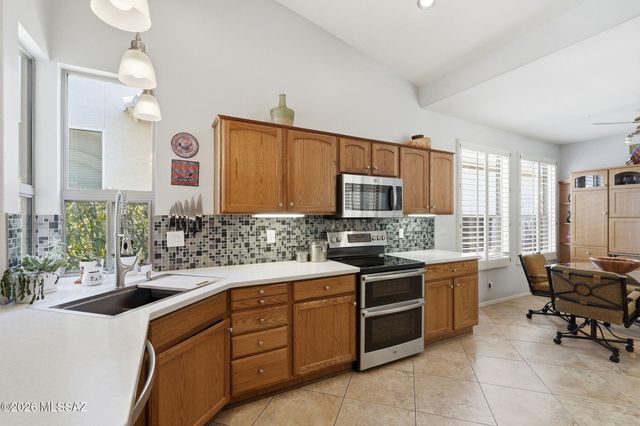 39086 S Casual Drive, Tucson, AZ 85739